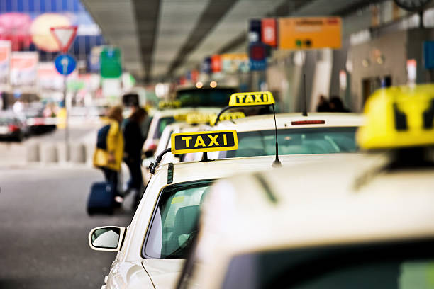 Quick Service, Taxi service, taxi app, taxi ludwigsburg, taxi stuttgart, taxi asperg, taxi flughafen, flughafentransfer, flughafentaxi, taxis in ludwigsburg, LB to airport, airport taxi, taxi tamm, taxi Markgröningen, taxi Möglingen, airport transfer, taxi in der nahe, taxi near me, call a taxi, taxi bestellen, taxi rufen